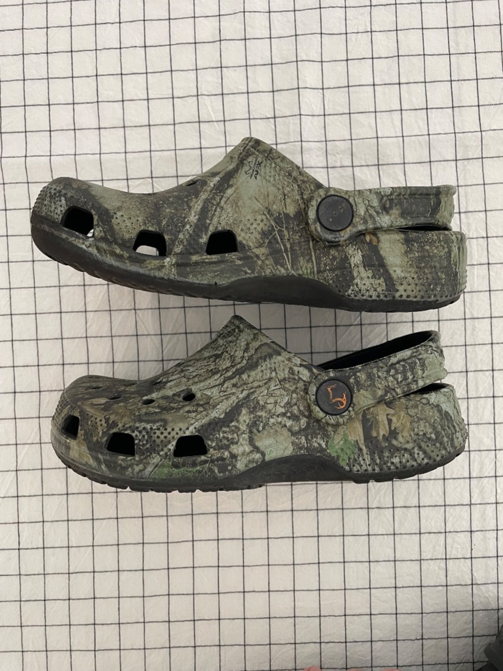 Lego & Real Tree Camo Crocs ~ Size 1 - Picture 6 of 6